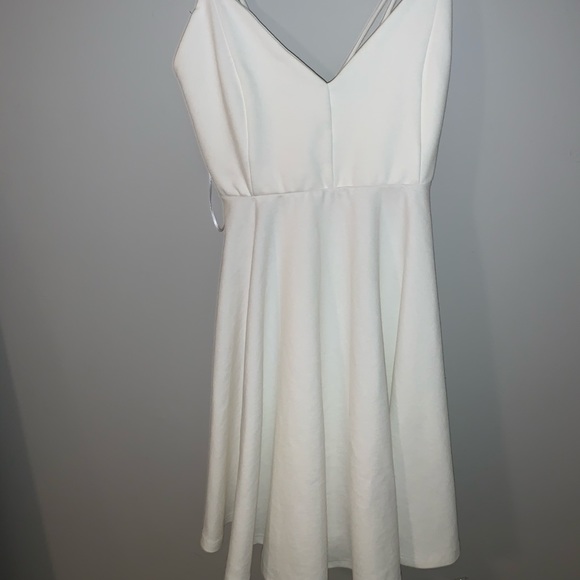NEW Windsor white summer dress! - Picture 2 of 3